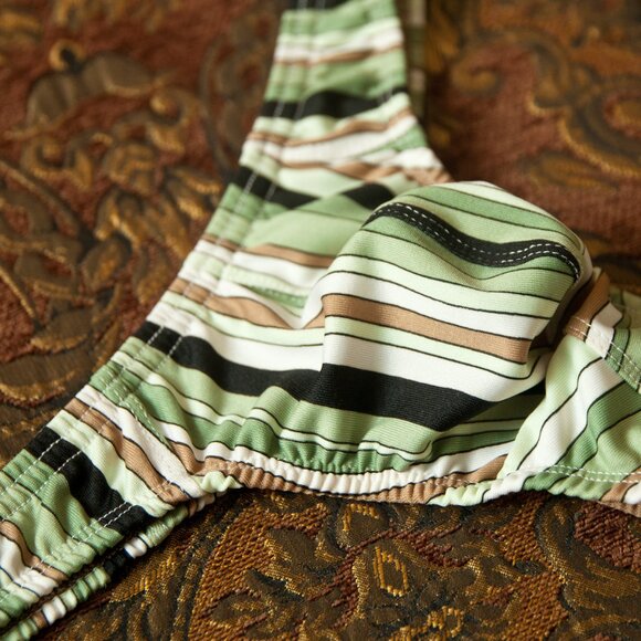 Mens Wide Sides Thong - Picture 5 of 6